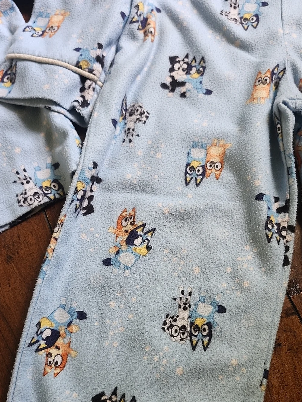 3/$15! Bluey 5t Kids Printed Pajama Set
